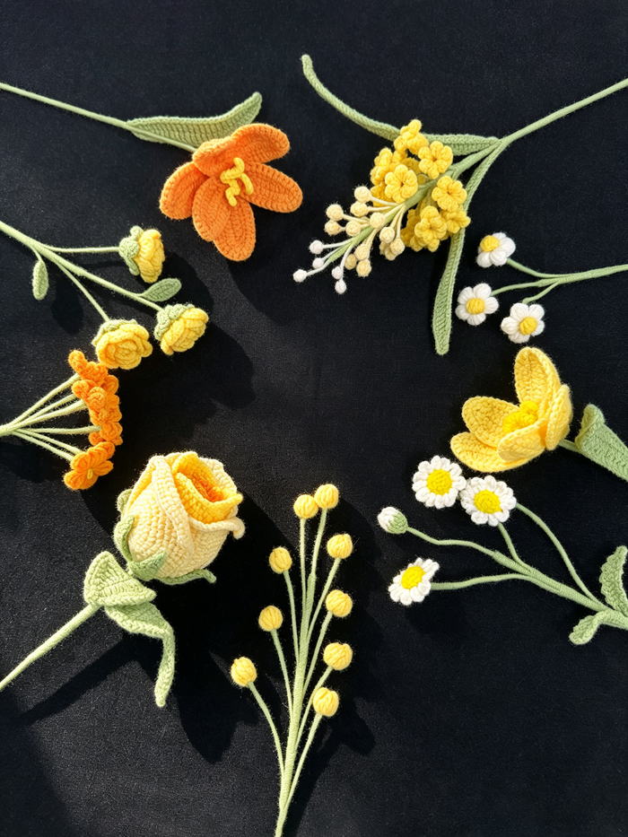 Golden Sunshine Dream – Yellow & Orange Crochet Flower Bouquet